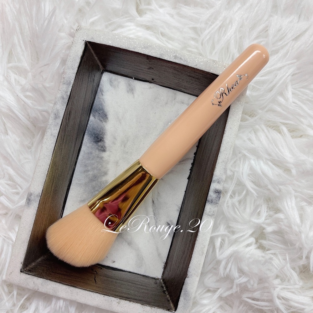 Rhea angled powder contour blush highlighter brush